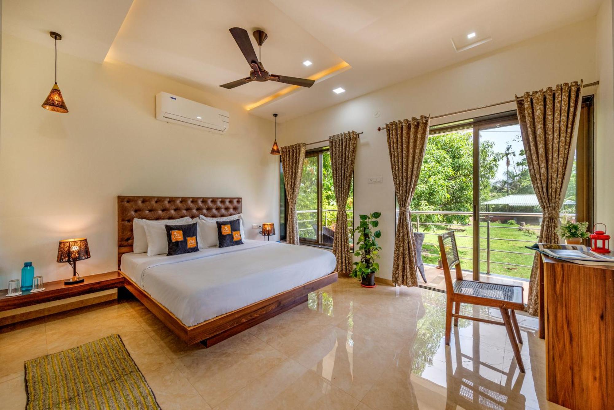 Saffronstays Lakeview Nivara - Farm With Private Pool Near Pune