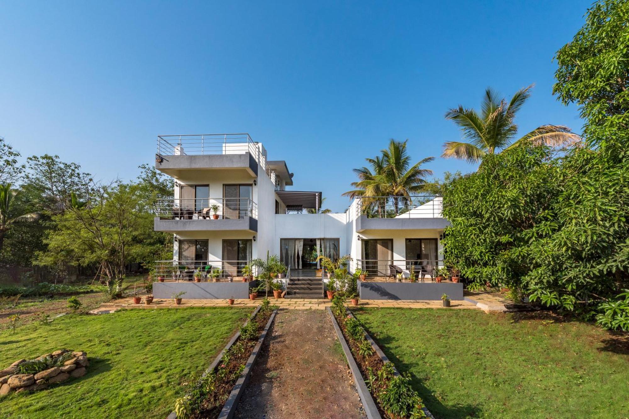Saffronstays Lakeview Nivara - Farm With Private Pool Near * Pune