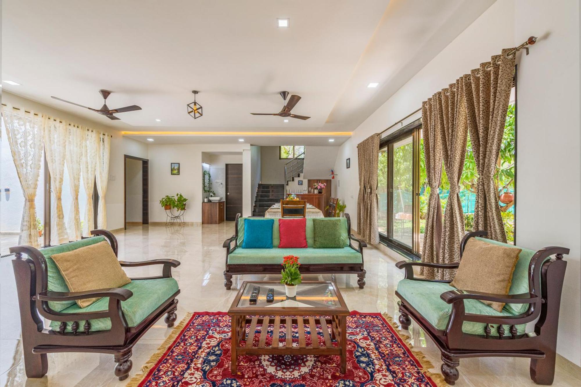 Holiday home Saffronstays Lakeview Nivara - Farm With Private Pool Near *